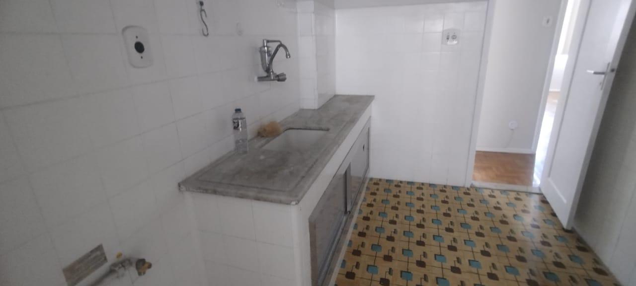 Apartamento à venda com 2 quartos, 80m² - Foto 8