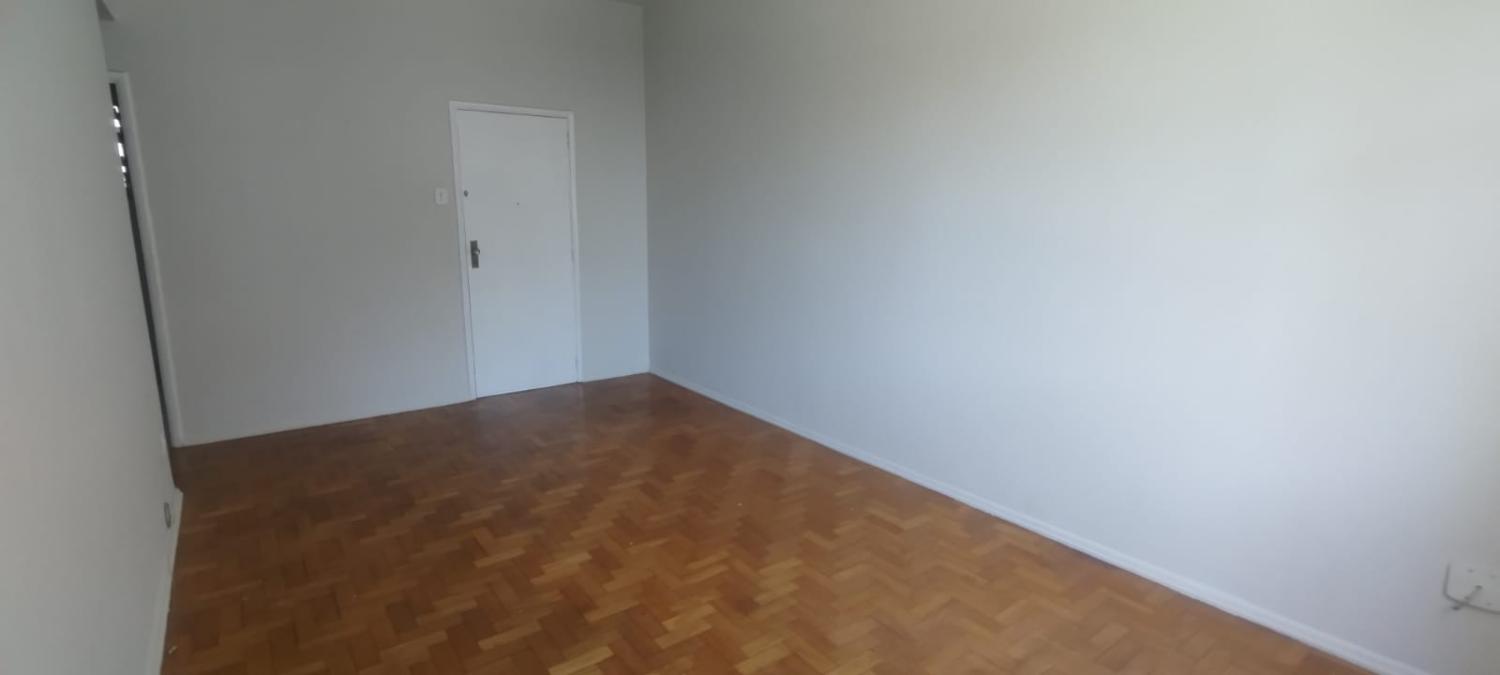 Apartamento à venda com 2 quartos, 80m² - Foto 3