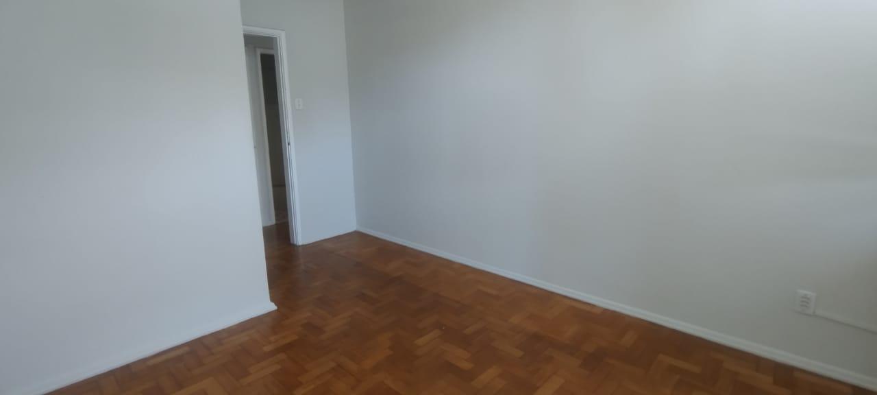 Apartamento à venda com 2 quartos, 80m² - Foto 7