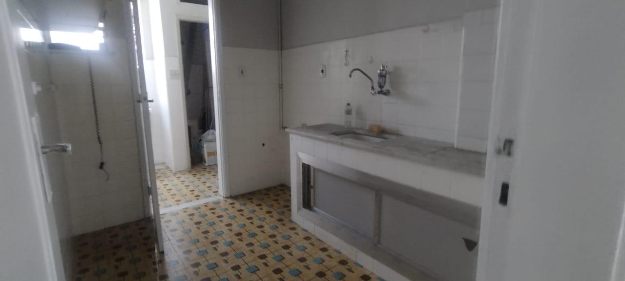 Apartamento à venda com 2 quartos, 80m² - Foto 11