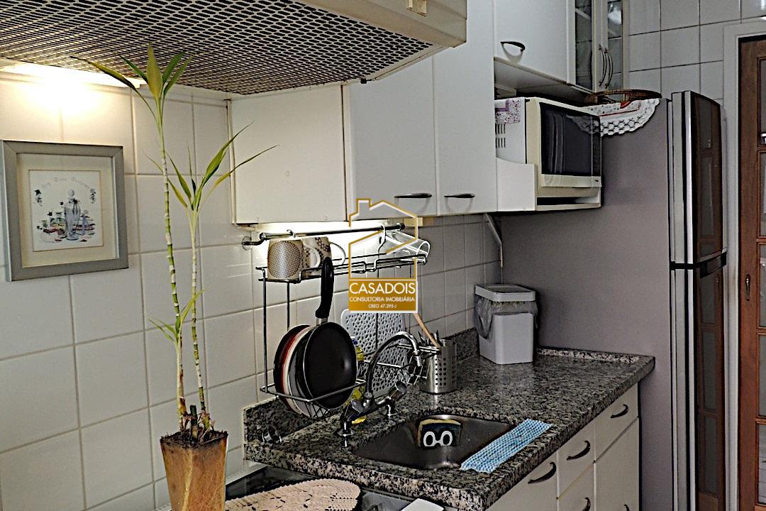 Apartamento à venda com 3 quartos, 75m² - Foto 25