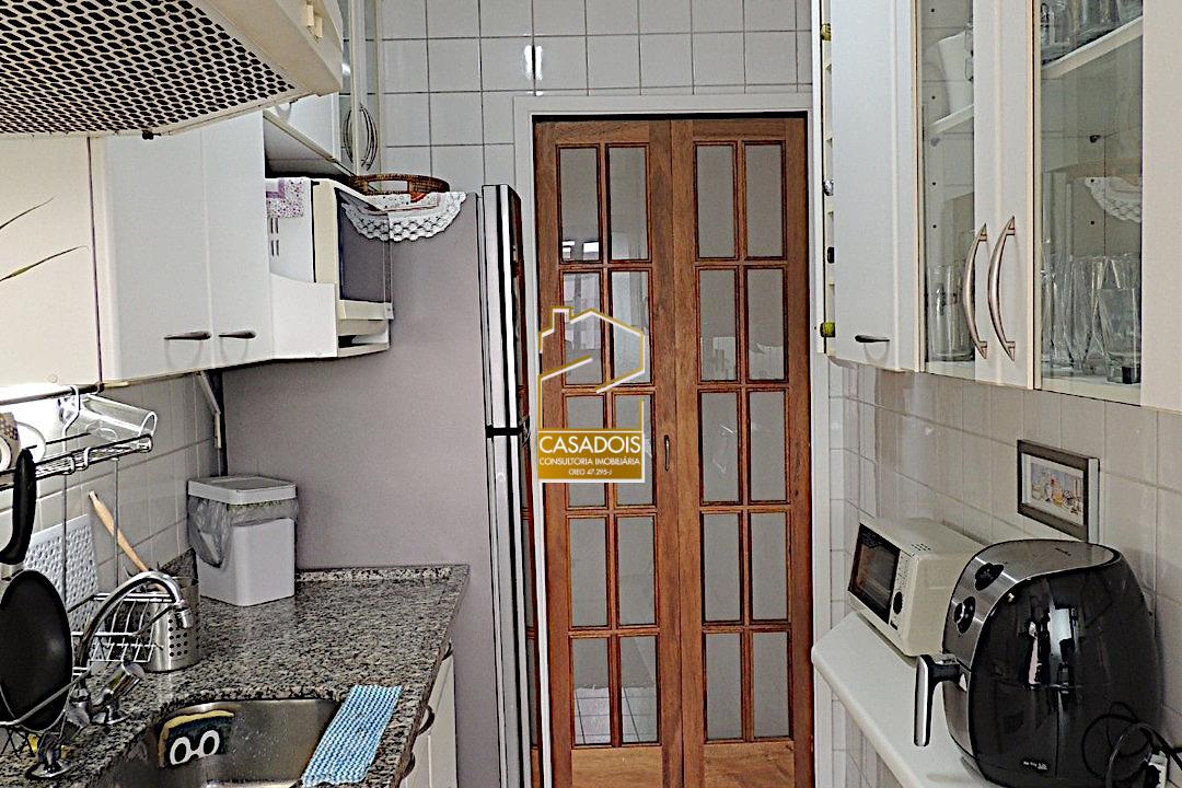 Apartamento à venda com 3 quartos, 75m² - Foto 24