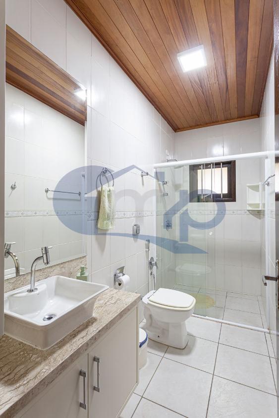 Casa à venda com 4 quartos, 335m² - Foto 10