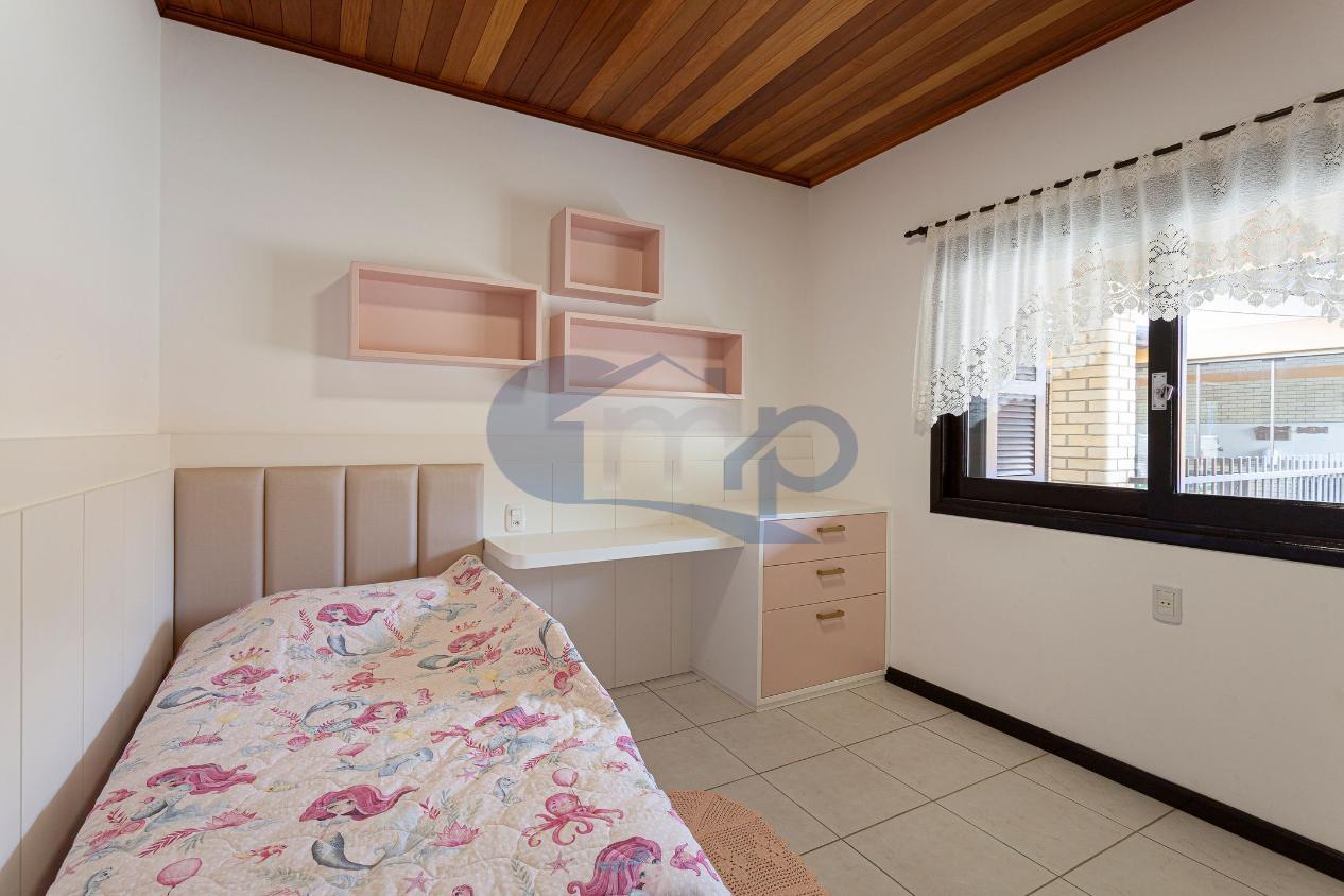 Casa à venda com 4 quartos, 335m² - Foto 21