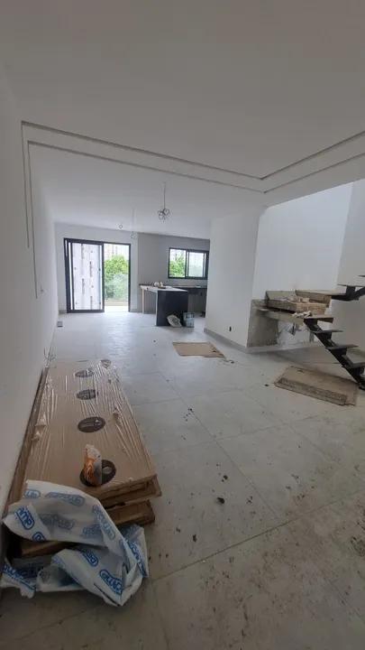 Casa à venda com 4 quartos, 200m² - Foto 11