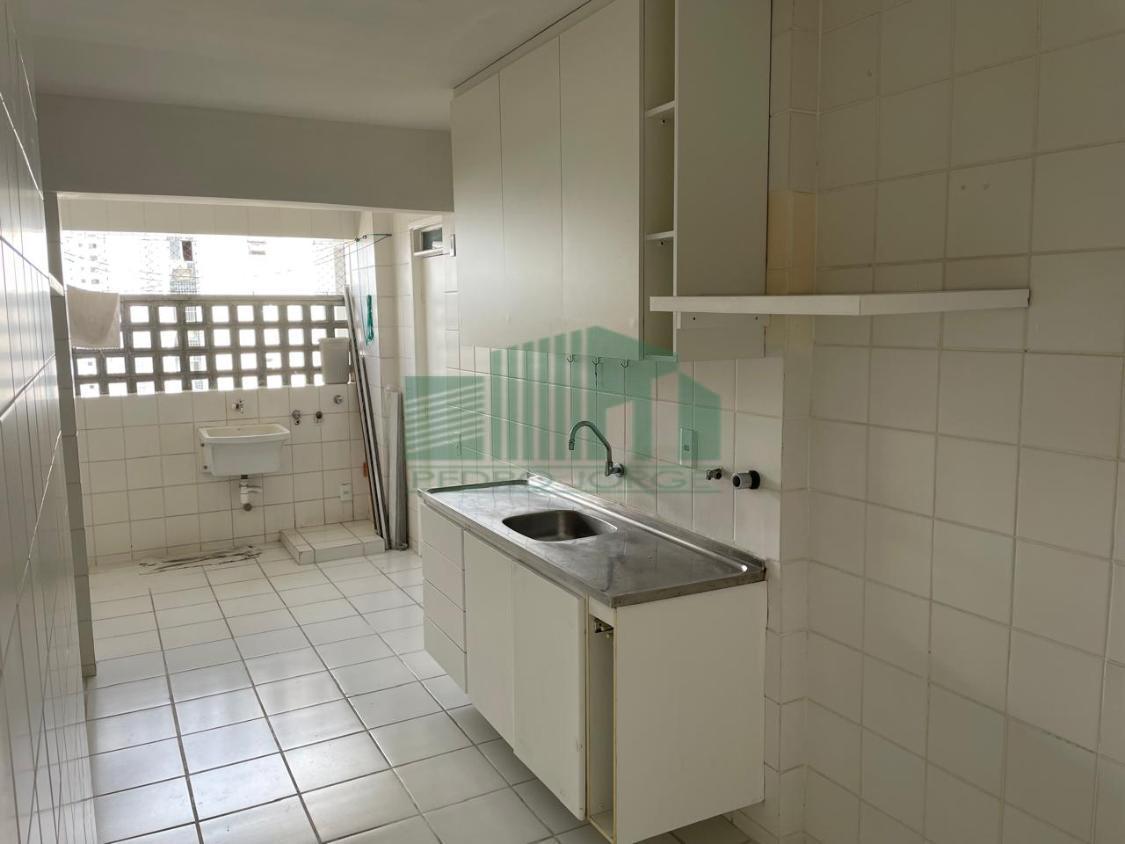 Apartamento à venda e aluguel com 3 quartos, 98m² - Foto 5