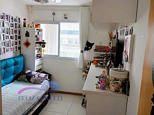 Apartamento à venda com 2 quartos, 70m² - Foto 15