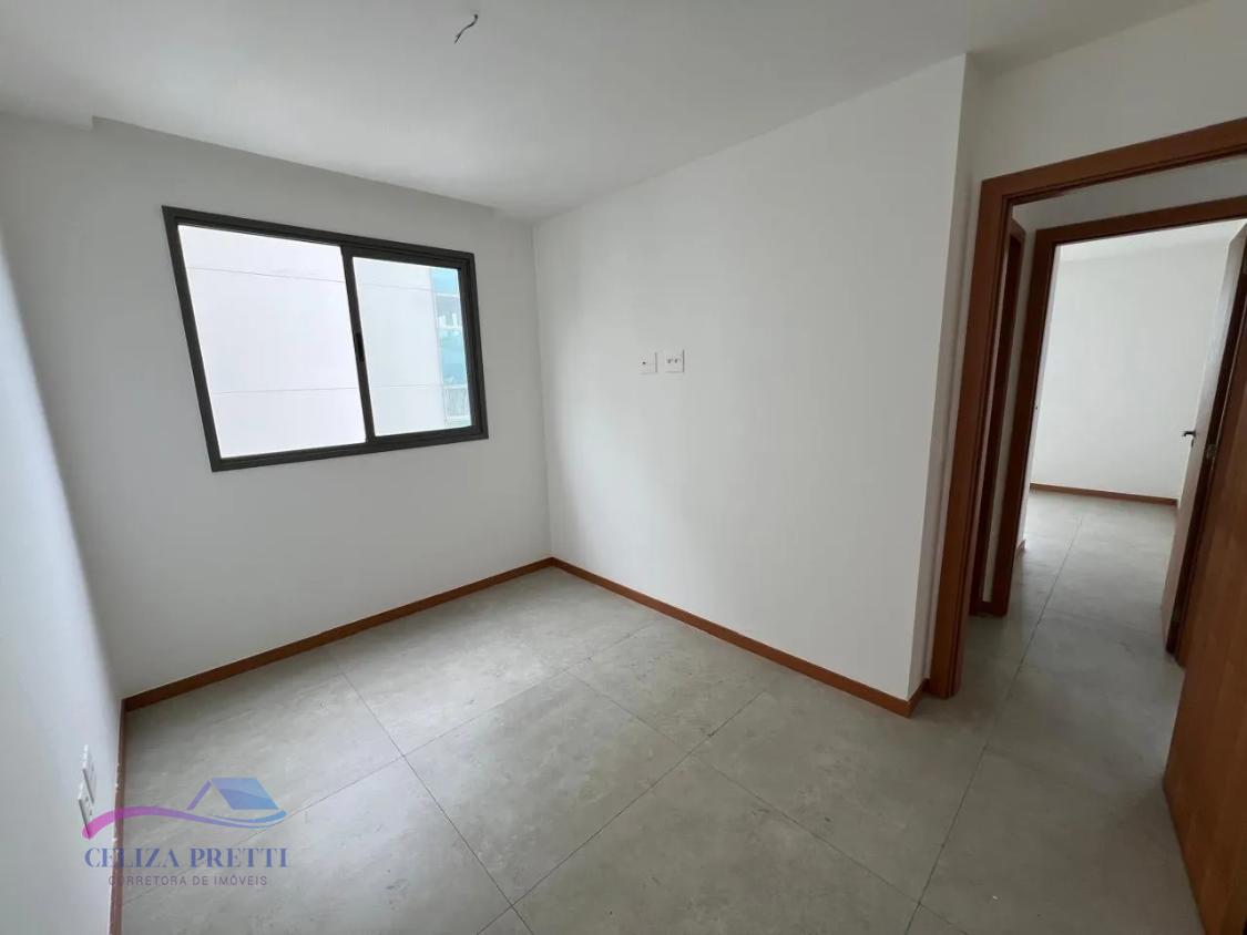 Apartamento à venda com 2 quartos, 61m² - Foto 4