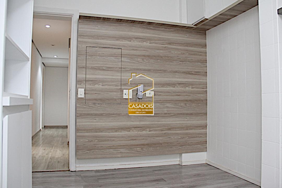 Apartamento para alugar com 4 quartos, 141m² - Foto 8