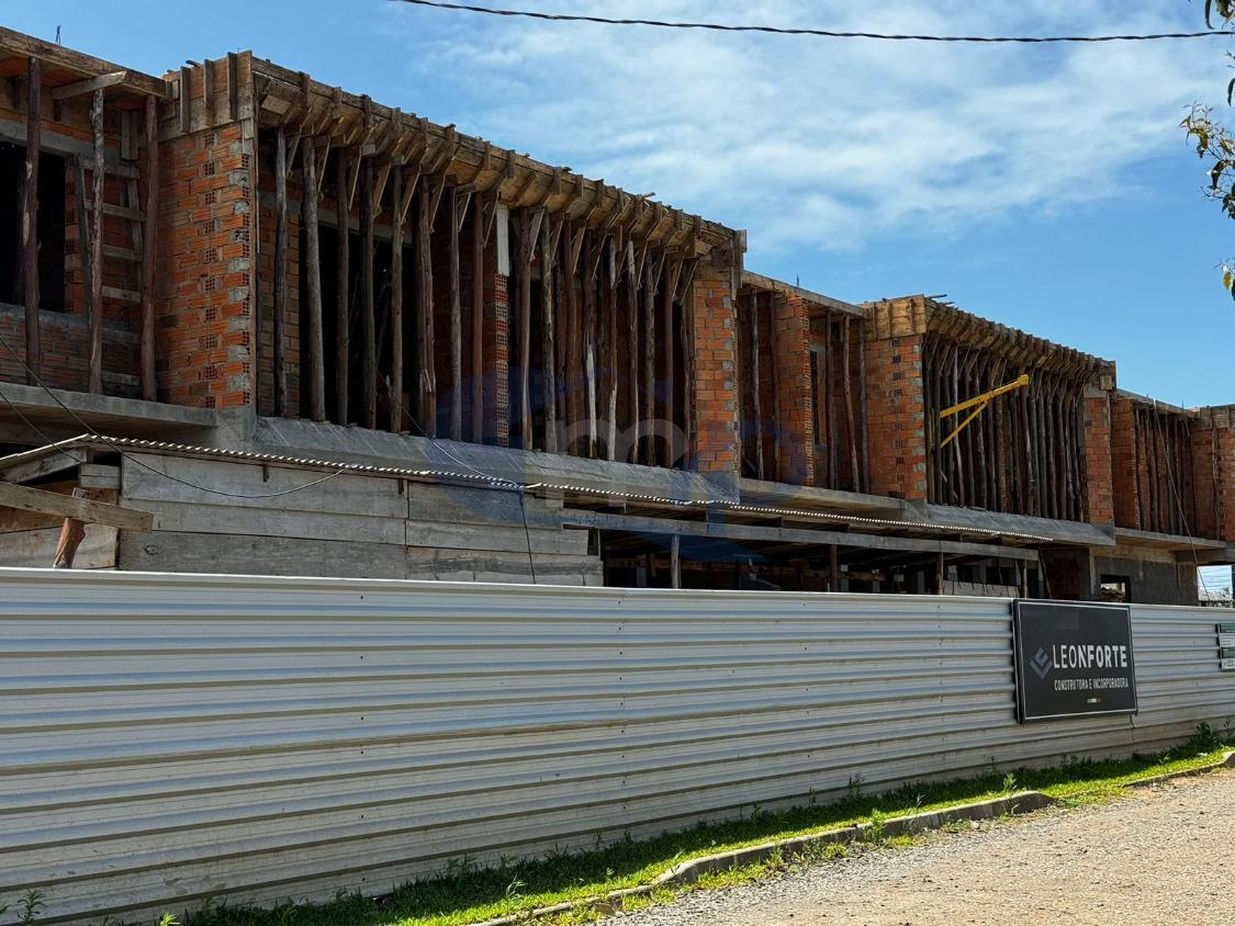 Sobrado à venda com 2 quartos, 122m² - Foto 2