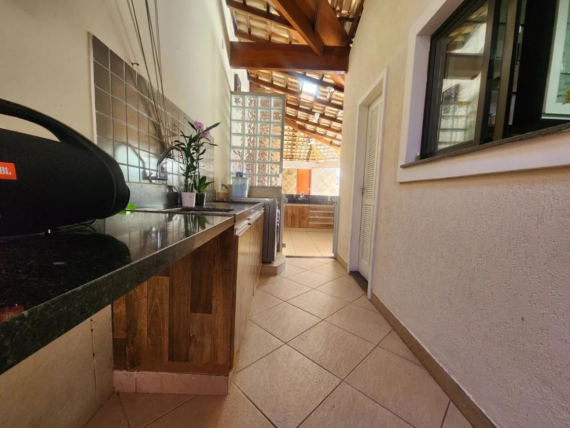 Casa à venda com 5 quartos, 360m² - Foto 15