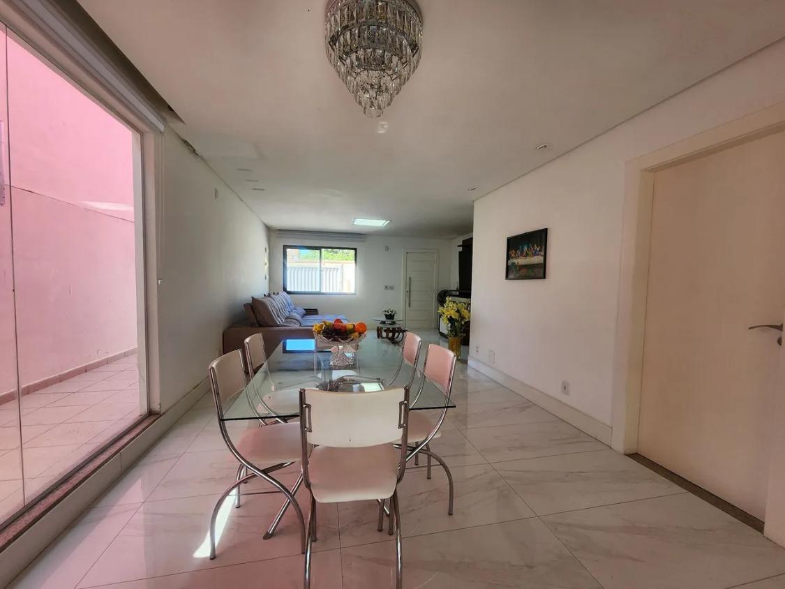 Casa à venda com 5 quartos, 360m² - Foto 7