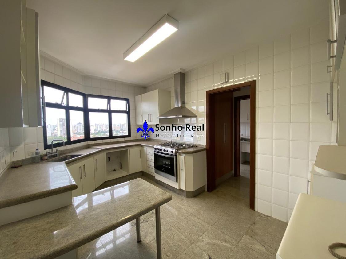 Apartamento à venda com 3 quartos, 145m² - Foto 18