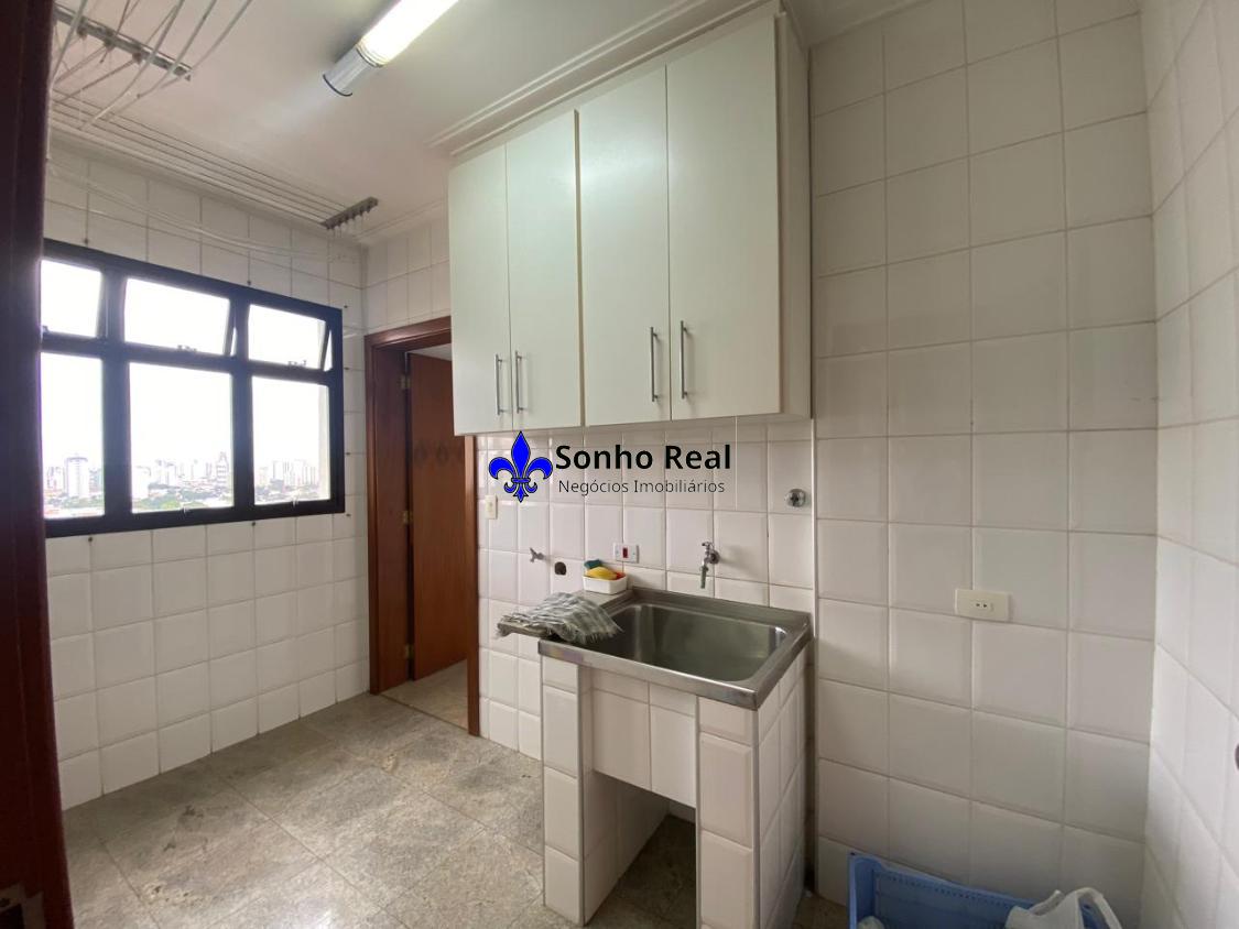 Apartamento à venda com 3 quartos, 145m² - Foto 17