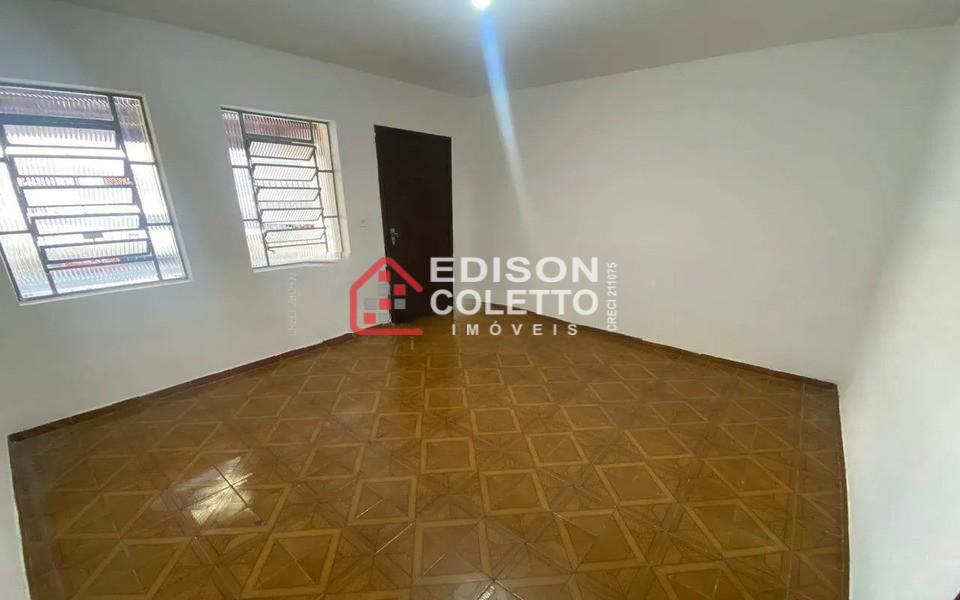 Casa à venda com 2 quartos, 80m² - Foto 5