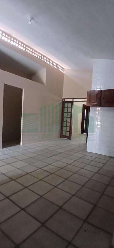 Casa à venda com 3 quartos, 360m² - Foto 18