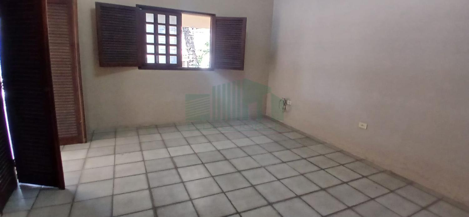 Casa à venda com 3 quartos, 360m² - Foto 16