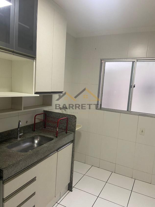 Apartamento à venda com 2 quartos, 45m² - Foto 2