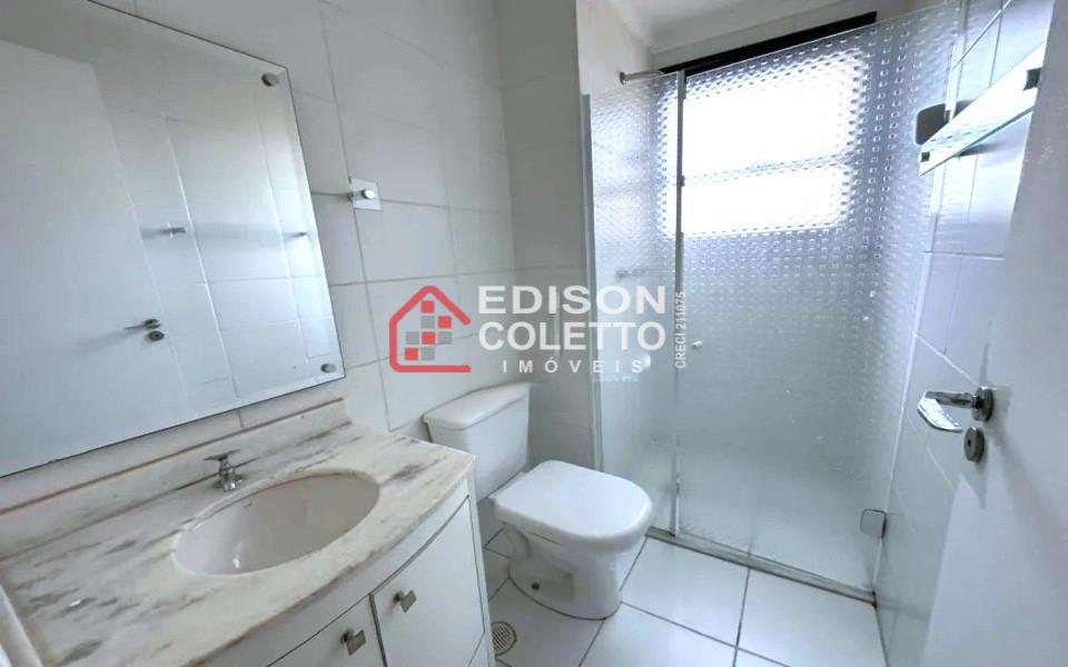 Apartamento para alugar com 2 quartos, 69m² - Foto 18