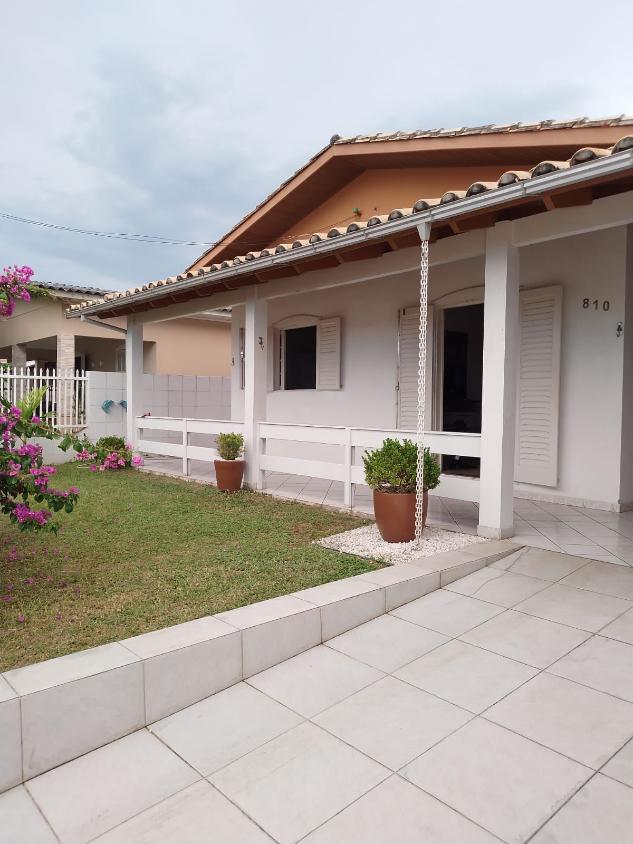 Casa à venda com 2 quartos, 120m² - Foto 2