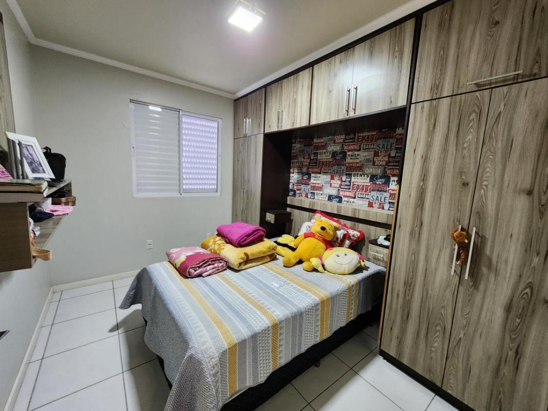 Apartamento à venda com 3 quartos, 90m² - Foto 3