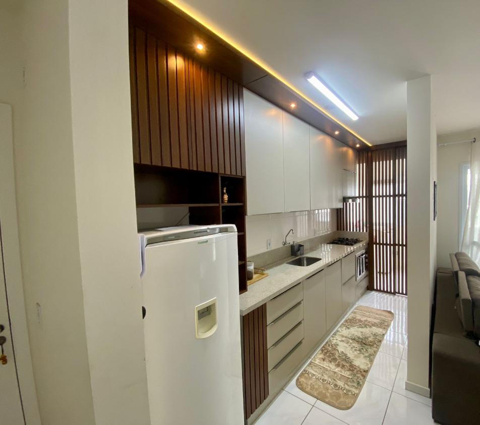 Apartamento à venda com 2 quartos, 65m² - Foto 1