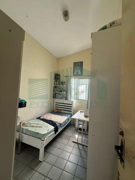 Casa à venda com 3 quartos, 71m² - Foto 16