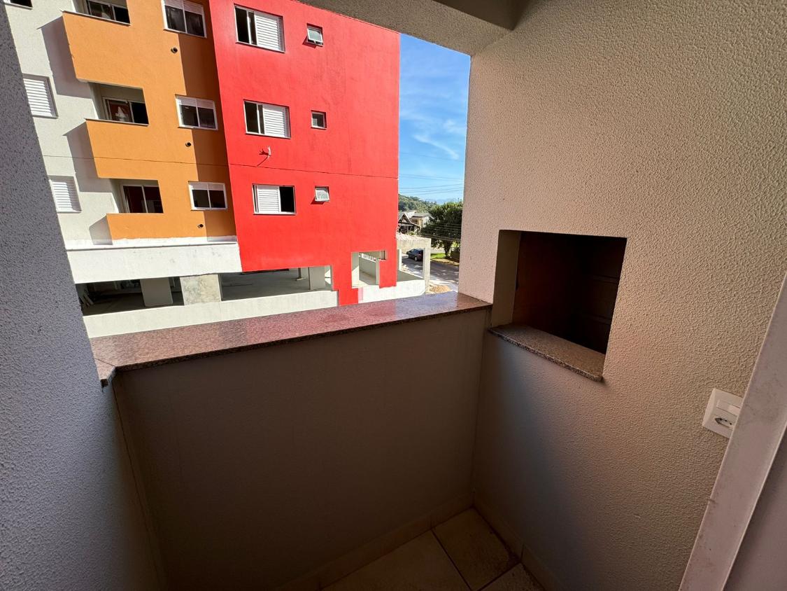 Apartamento à venda com 2 quartos, 62m² - Foto 3