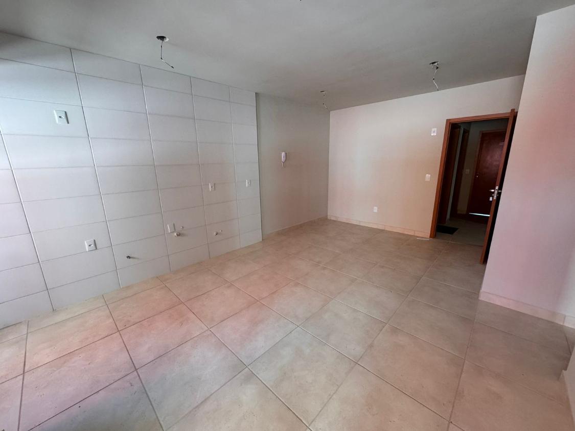 Apartamento à venda com 2 quartos, 62m² - Foto 5