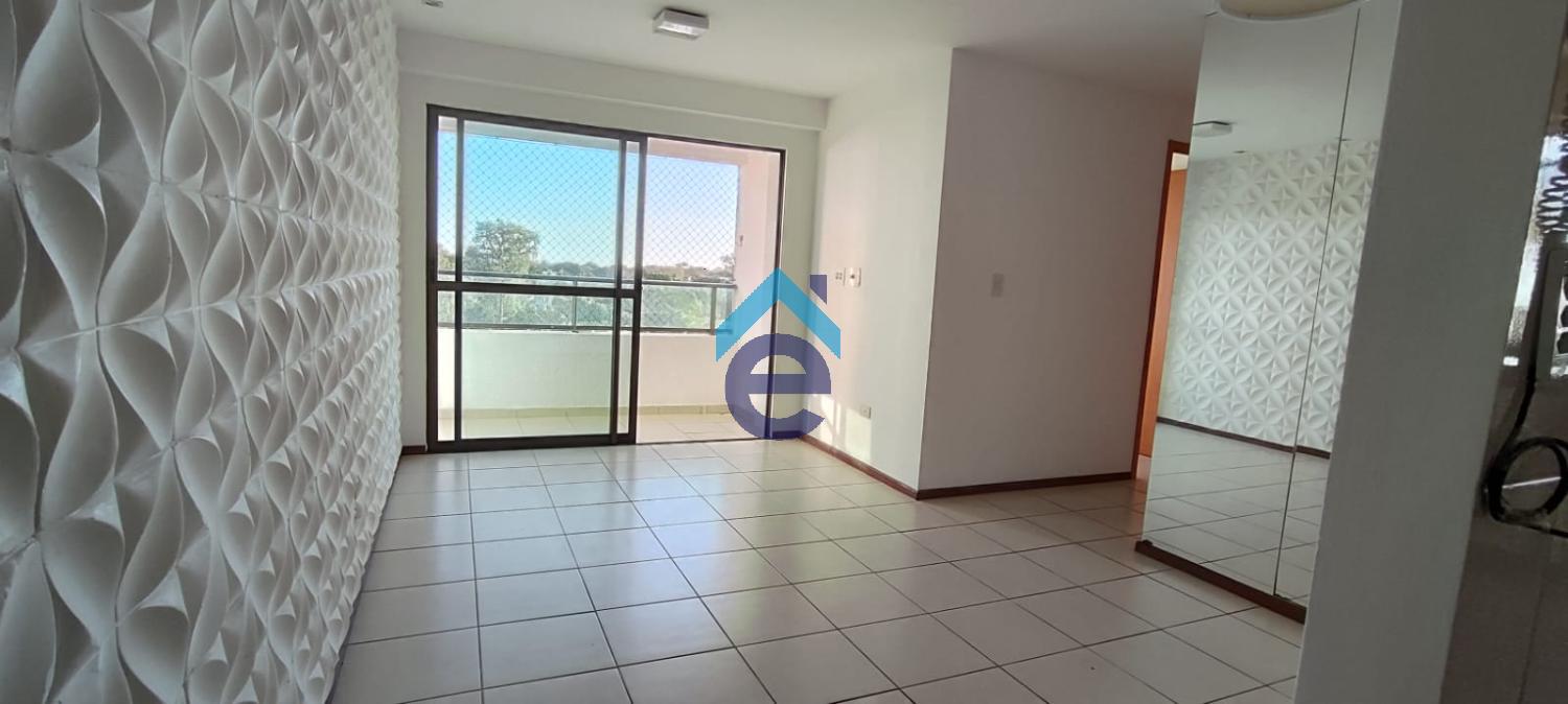 Apartamento à venda com 3 quartos, 70m² - Foto 2