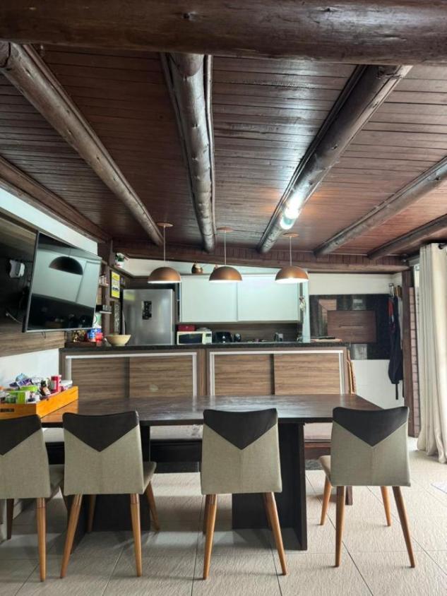 Casa à venda com 3 quartos, 210m² - Foto 10