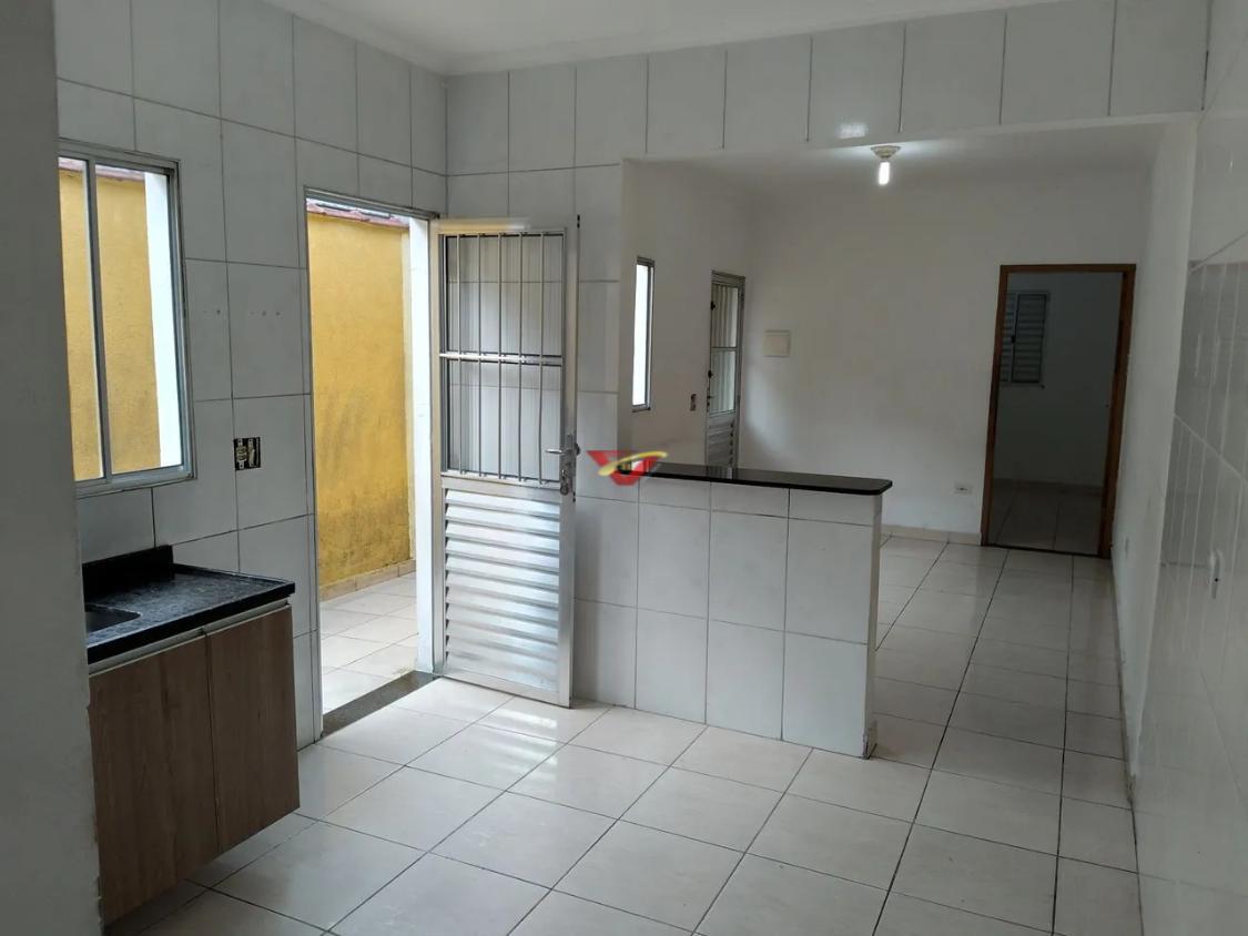 Casa à venda com 2 quartos, 130m² - Foto 10