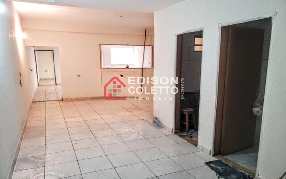 Casa à venda com 3 quartos, 225m² - Foto 6