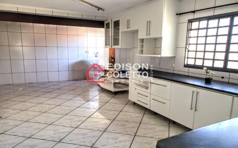 Casa à venda com 3 quartos, 225m² - Foto 25