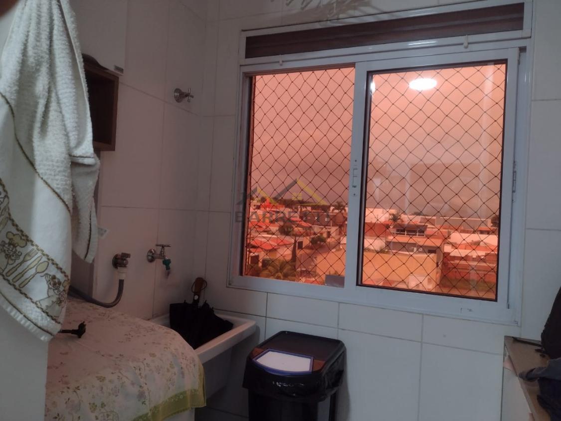 Apartamento à venda com 2 quartos, 57m² - Foto 18