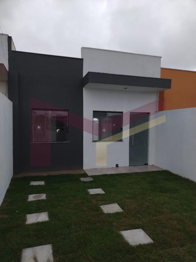 Casa à venda com 2 quartos, 41m² - Foto 1