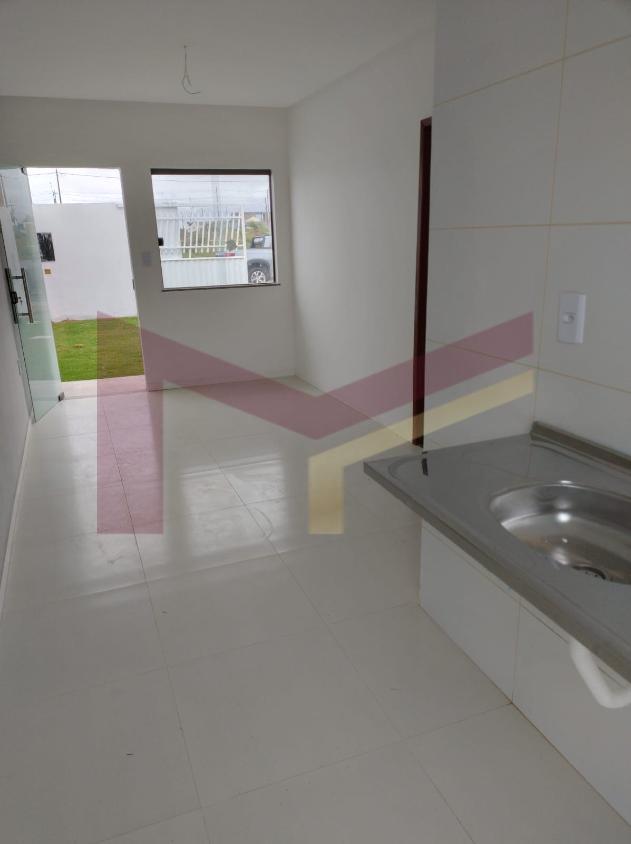 Casa à venda com 2 quartos, 41m² - Foto 8