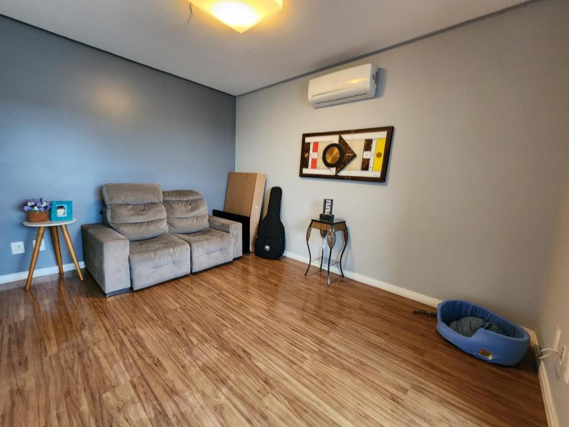 Apartamento à venda com 3 quartos, 165m² - Foto 1