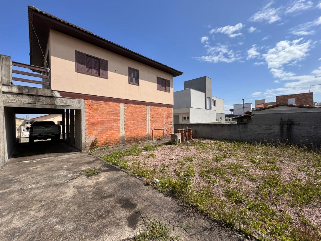 Casa à venda com 2 quartos, 120m² - Foto 3