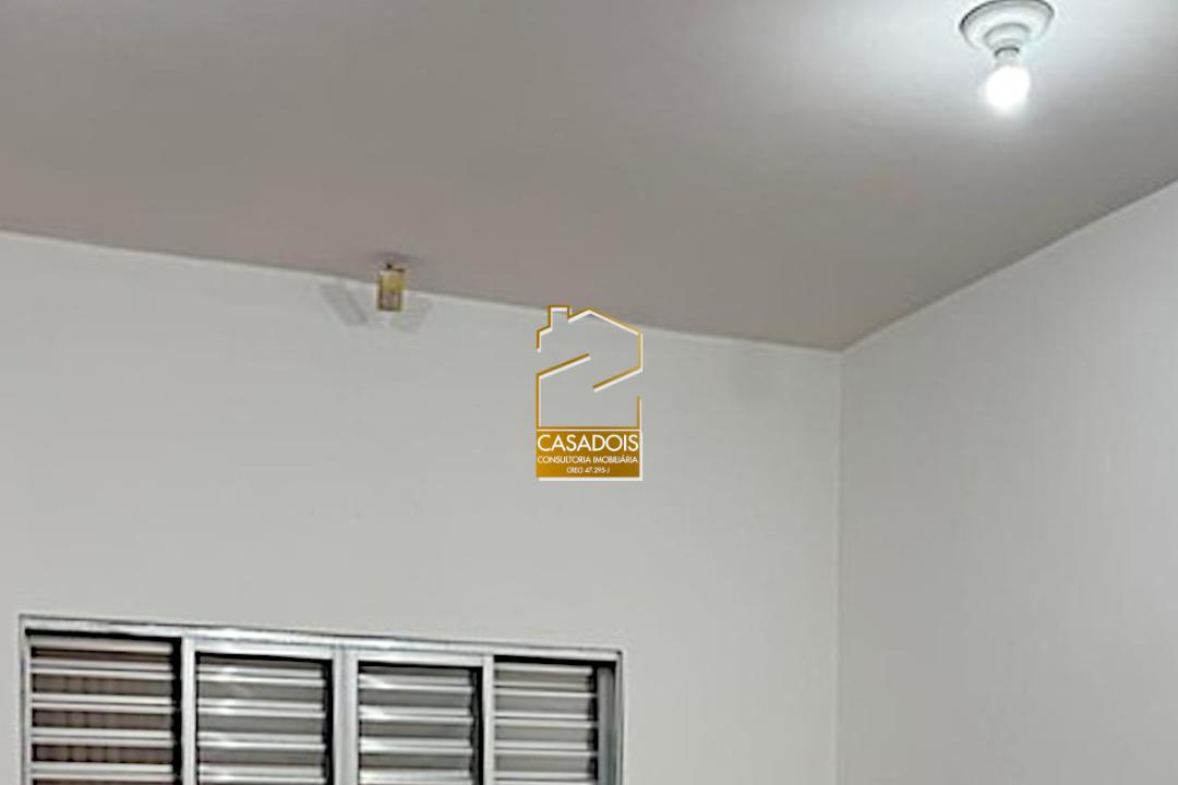 Casa para alugar com 1 quarto, 254m² - Foto 11