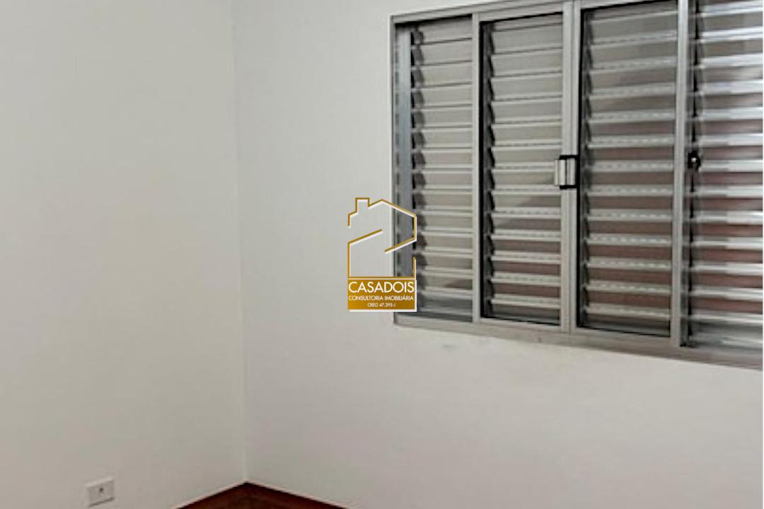 Casa para alugar com 1 quarto, 254m² - Foto 19