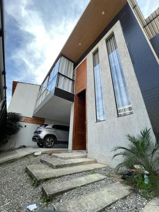 Casa à venda com 3 quartos, 300m² - Foto 3