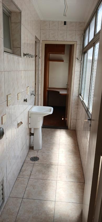 Apartamento à venda com 3 quartos, 103m² - Foto 30