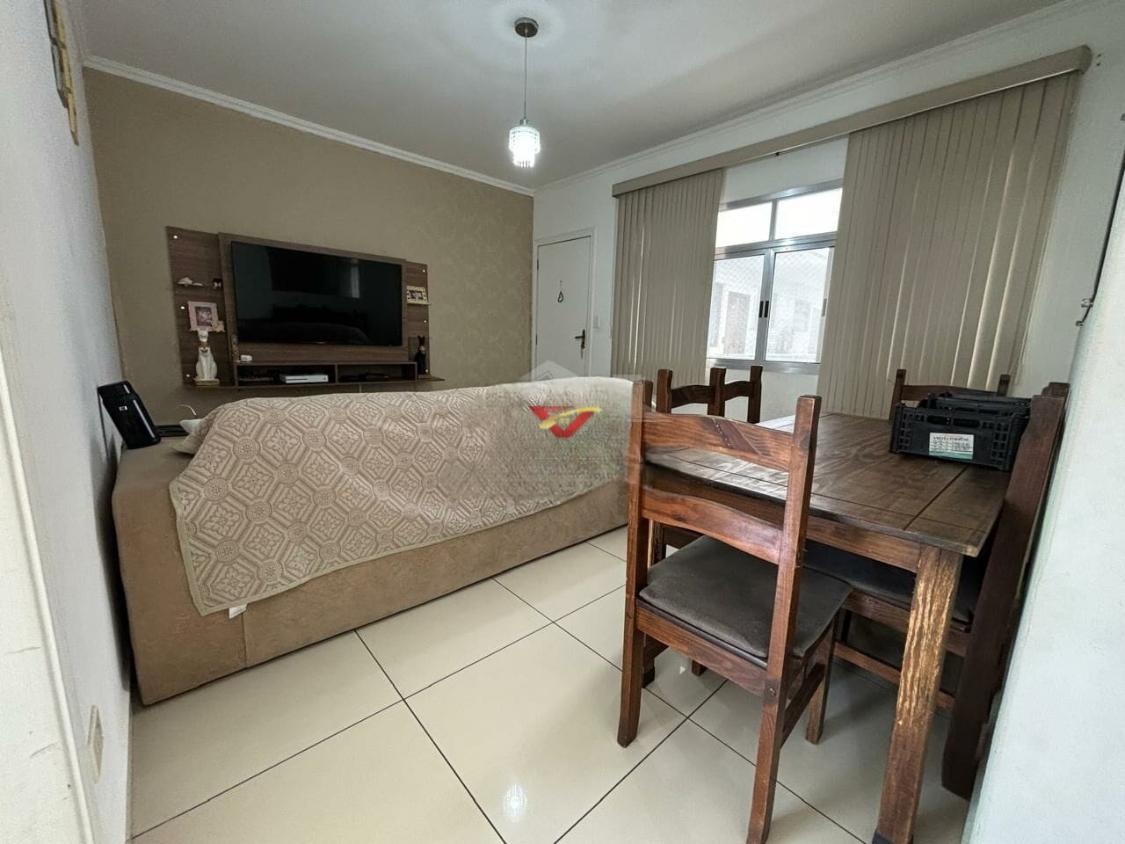 Apartamento à venda com 2 quartos, 70m² - Foto 5