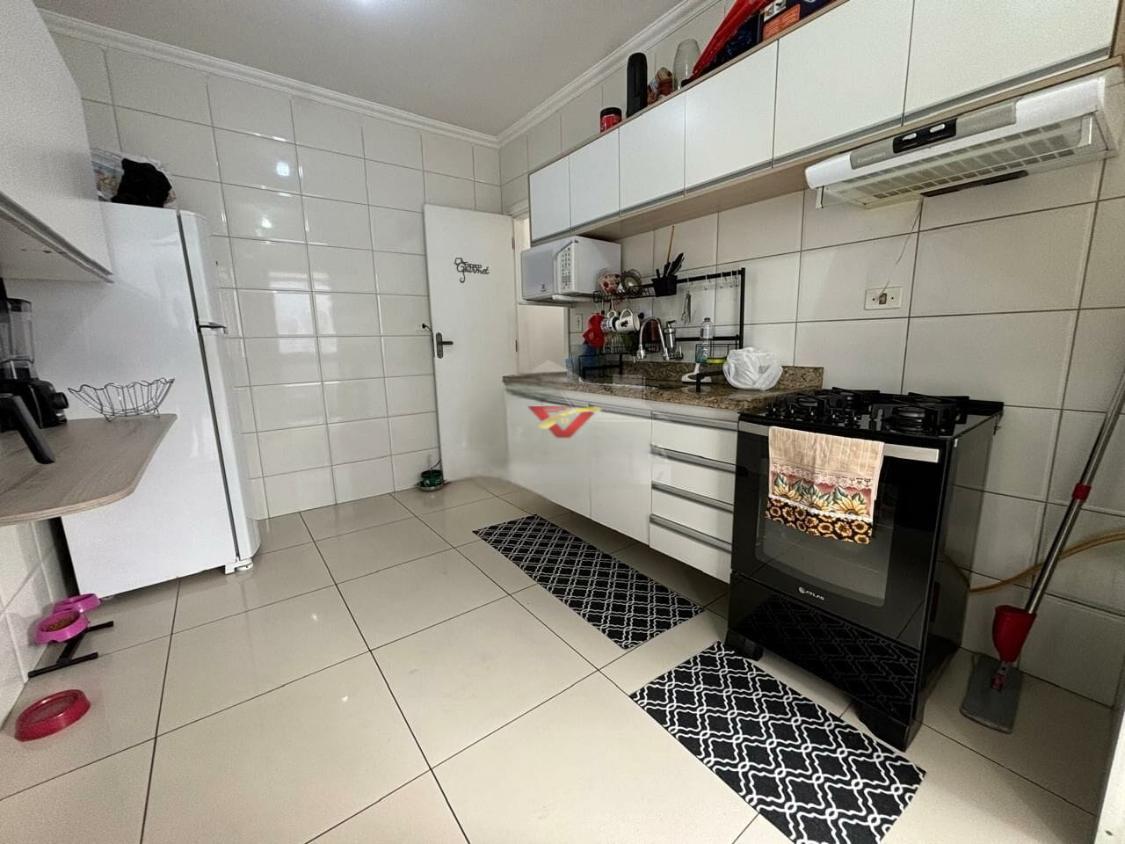 Apartamento à venda com 2 quartos, 70m² - Foto 7