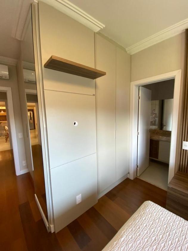 Apartamento à venda com 3 quartos, 116m² - Foto 9