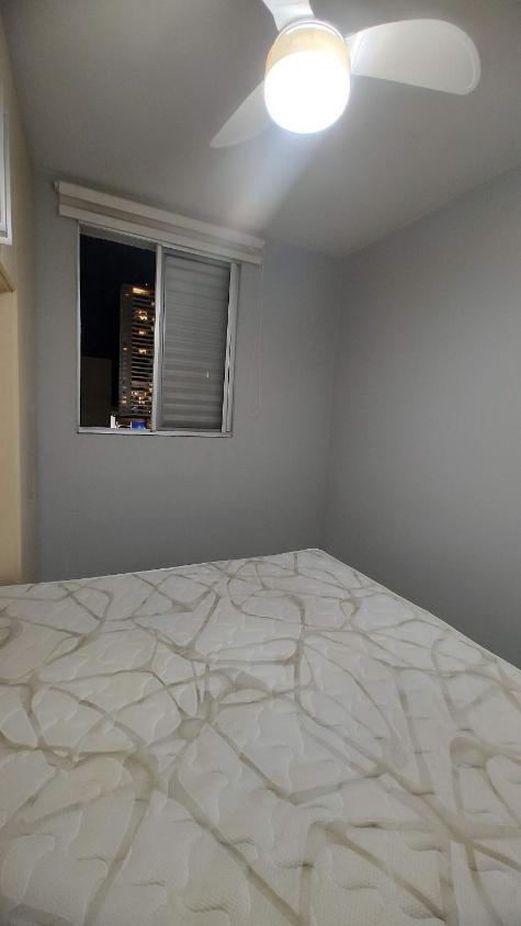 Apartamento à venda com 2 quartos, 49m² - Foto 2