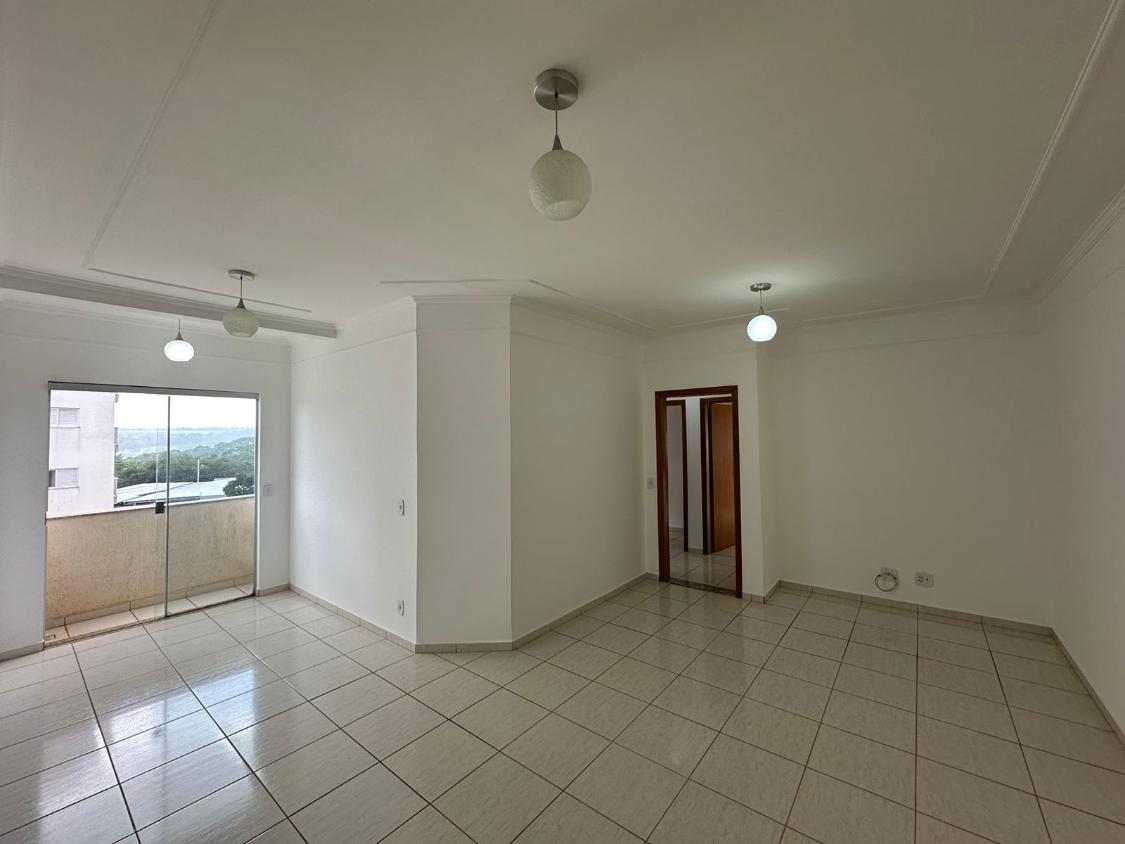 Apartamento à venda com 3 quartos, 93m² - Foto 1