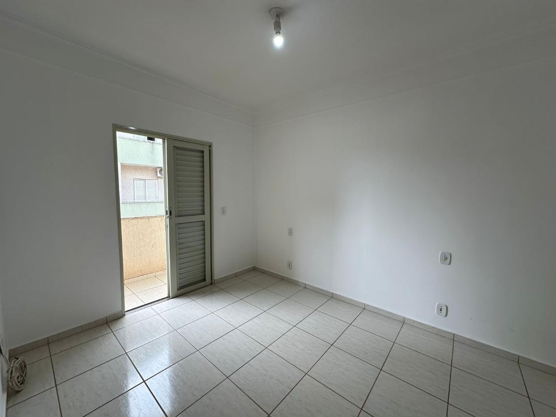 Apartamento à venda com 3 quartos, 93m² - Foto 5