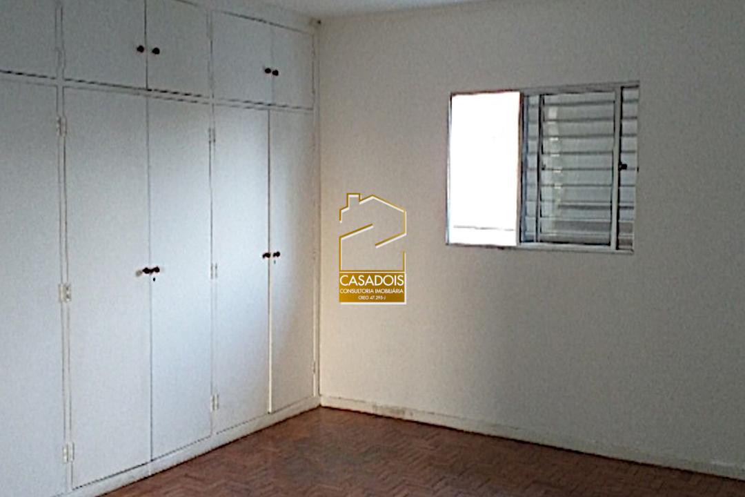 Casa à venda com 5 quartos, 250m² - Foto 11